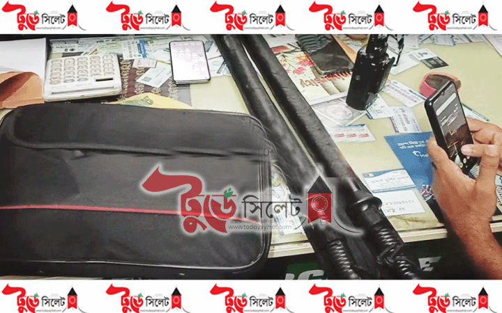 নগরীর কুয়ারপারে কোতোয়ালি থানার লুট হওয়া মালামাল উ’দ্ধা’র