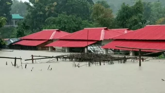 বন্যায় ৪ জেলায় ৮ জনের মৃ’ত্যু