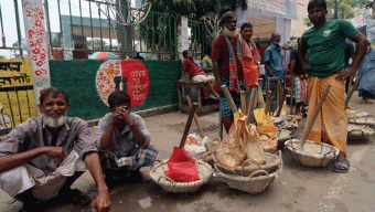 শ্রম বিক্রির হাটে শ্রমিকের হাহাকার