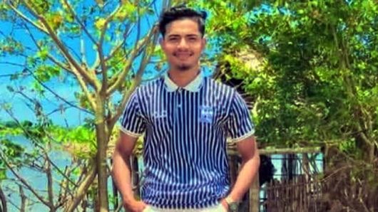 বন্ধুদের সাথে ঘুরতে গিয়ে সড়কে ঝরলো যুবকের প্রাণ